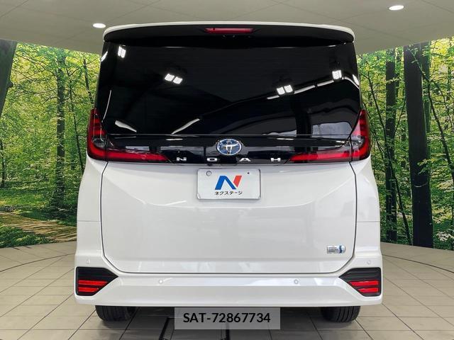 Toyota NOAH 2023-09 7801594-14
