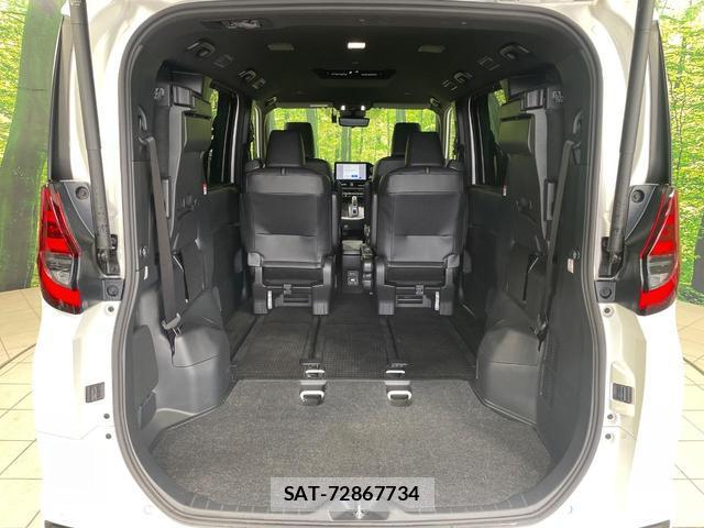 Toyota NOAH 2023-09 7801594-9