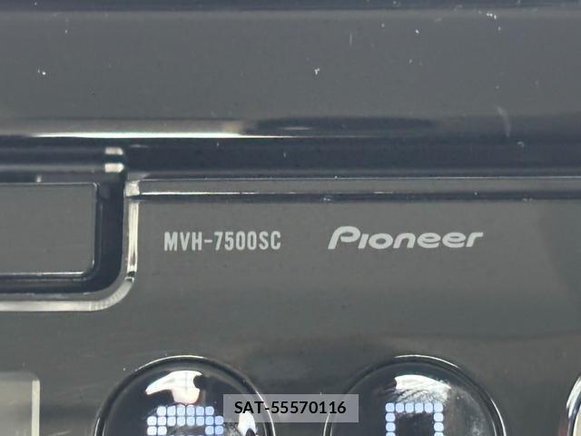 Toyota NOAH 2022-03 7801896-11
