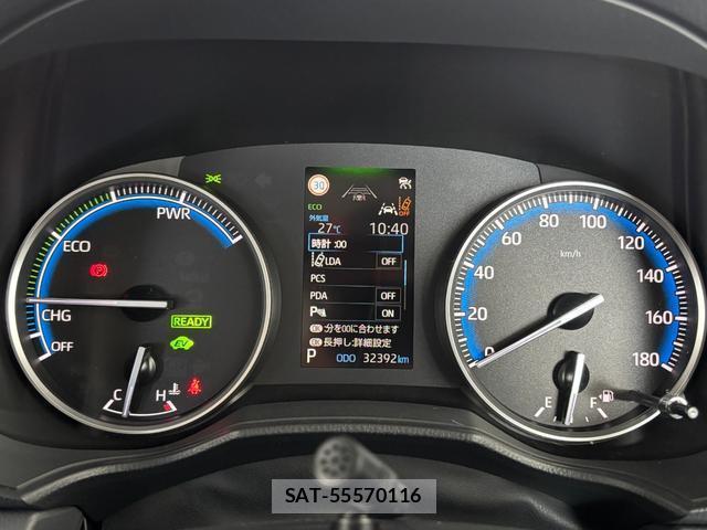 Toyota NOAH 2022-03 7801896-18