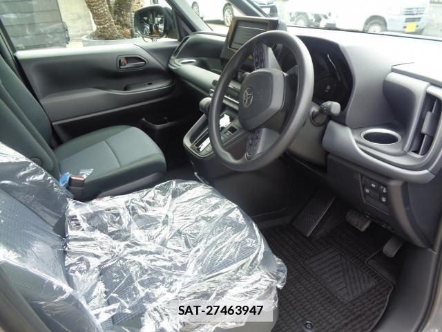 Toyota NOAH 2026-05 7802046-3