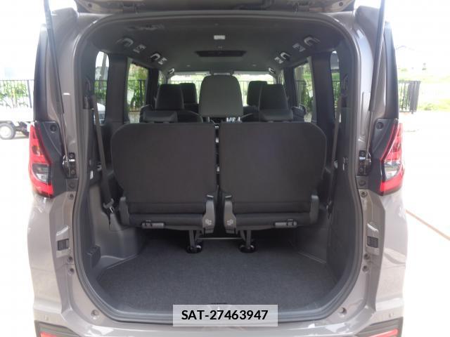 Toyota NOAH 2026-05 7802046-7