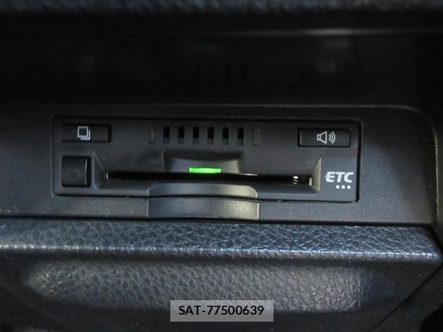 Toyota NOAH 2018-03 7802188-11