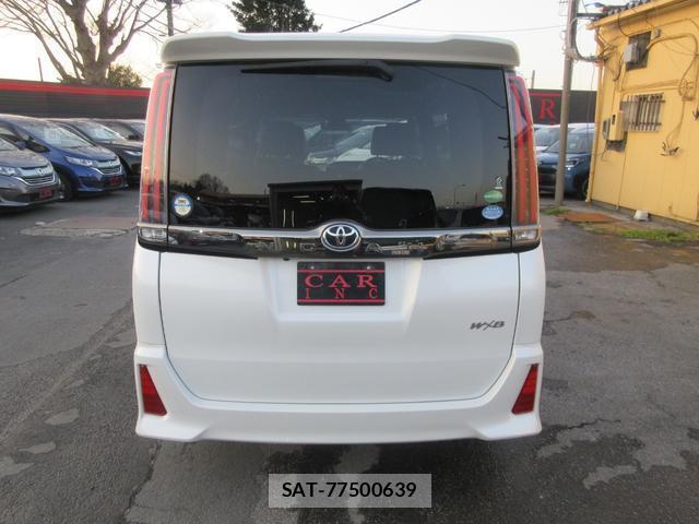 Toyota NOAH 2018-03 7802188-18