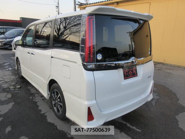 Toyota NOAH 2018-03 7802188-19