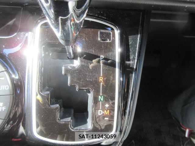 Toyota NOAH 2019-01 7802206-6
