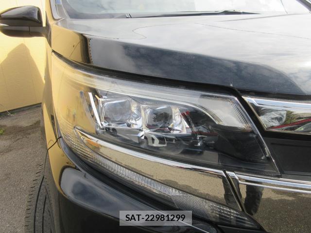 Toyota NOAH 2018-08 7802207-13