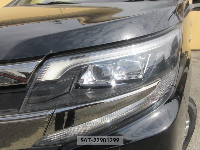 Toyota NOAH 2018-08 7802207-14