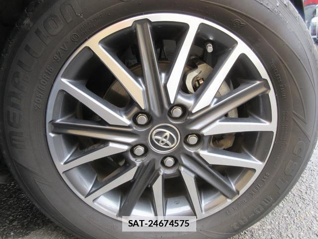 Toyota NOAH 2016-02 7802225-17