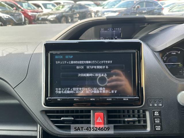 Toyota NOAH 2017-07 7802236-2