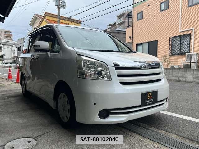 Toyota NOAH 2010-03 7802583-12