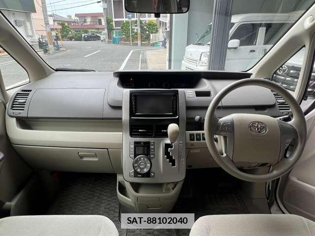 Toyota NOAH 2010-03 7802583-5