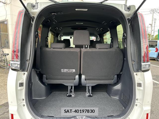 Toyota NOAH 2021-03 7802811-16