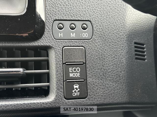 Toyota NOAH 2021-03 7802811-9