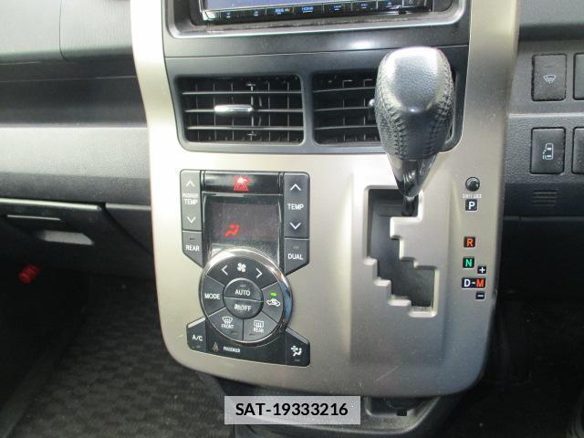 Toyota NOAH 2012-02 7803313-15