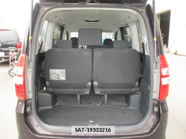 Toyota NOAH 2012-02 7803313-18