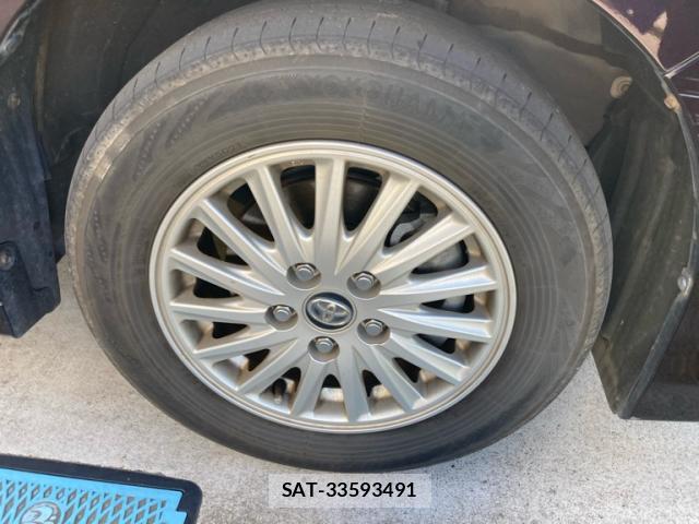 Toyota NOAH 2014-11 7803625-12