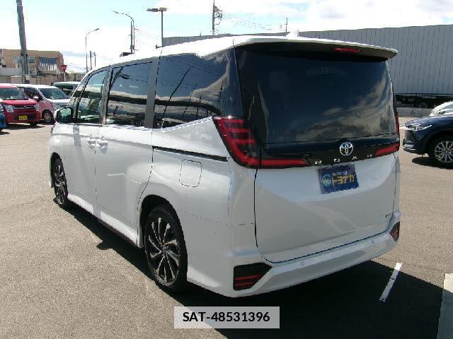 Toyota NOAH 2026-01 7803805-9