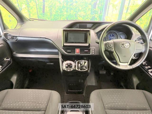 Toyota NOAH 2019-05 7803923-1