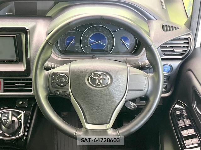 Toyota NOAH 2019-05 7803923-11