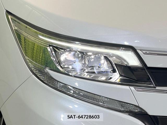 Toyota NOAH 2019-05 7803923-12