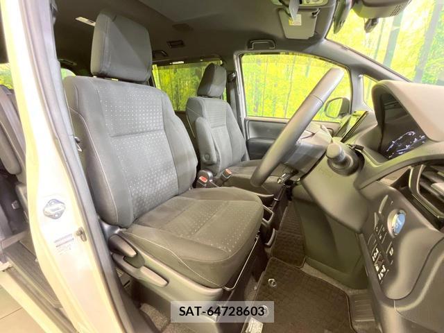 Toyota NOAH 2019-05 7803923-7