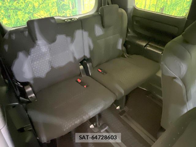 Toyota NOAH 2019-05 7803923-9