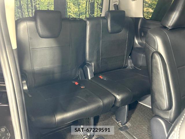 Toyota NOAH 2016-06 7804585-9