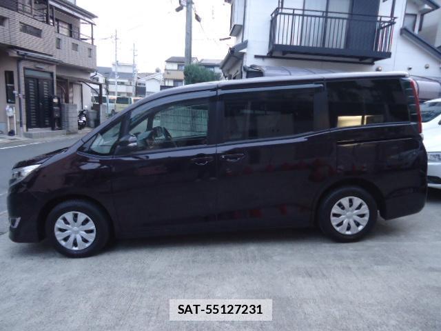 Toyota NOAH 2021-10 7804624-10