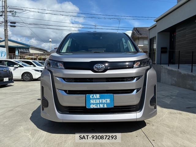 Toyota NOAH 2023-08 7804633-1