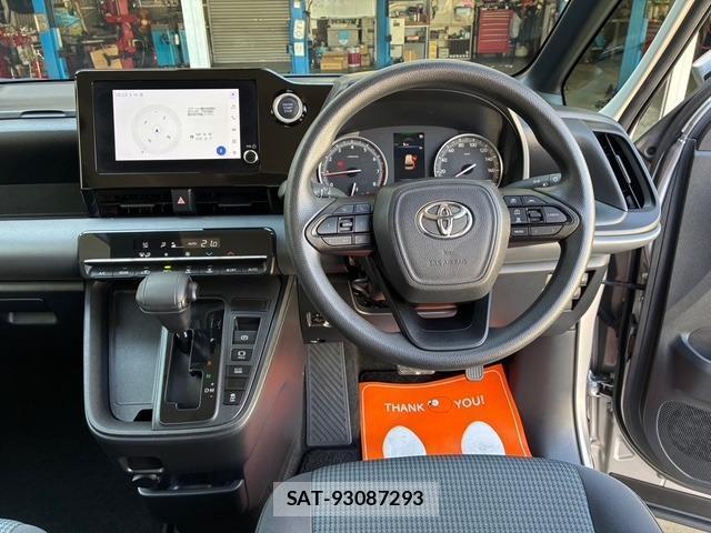 Toyota NOAH 2023-08 7804633-12