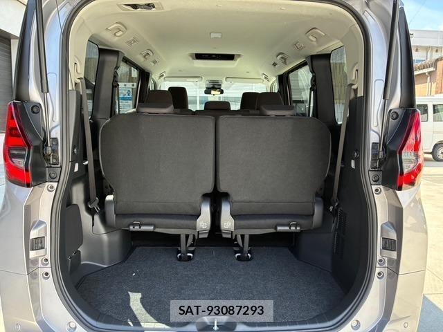 Toyota NOAH 2023-08 7804633-8