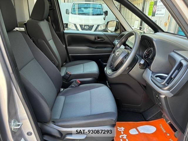Toyota NOAH 2023-08 7804633-9