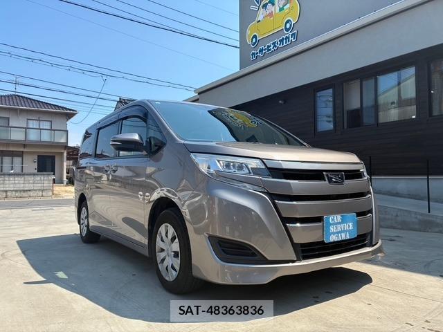 Toyota NOAH 2019-05 7804647-2