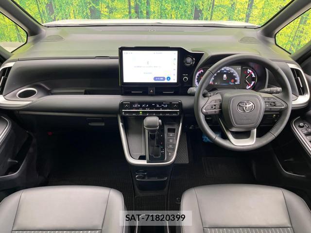 Toyota NOAH 2024-10 7804860-1