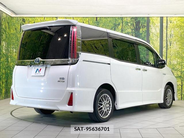 Toyota NOAH 2020-03 7805048-16