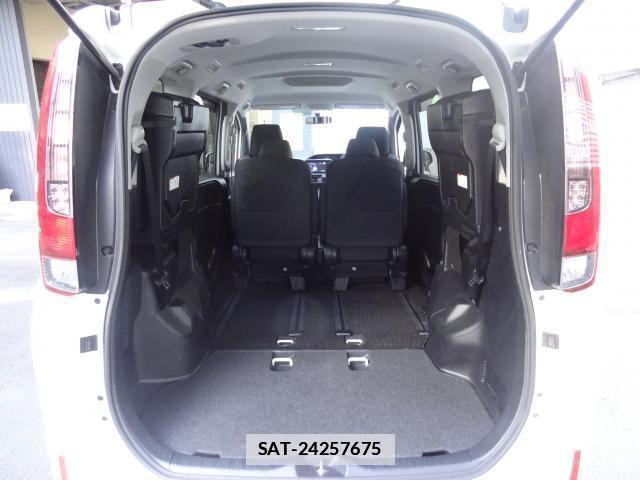 Toyota NOAH 2014-10 7805166-18