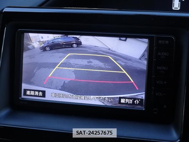 Toyota NOAH 2014-10 7805166-7