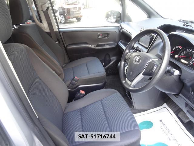 Toyota NOAH 2021-02 7805218-13