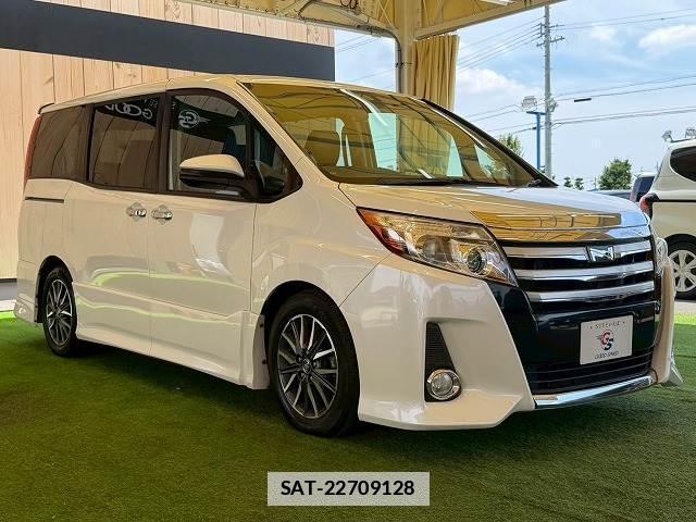 Toyota NOAH 2014-10 7805280-13
