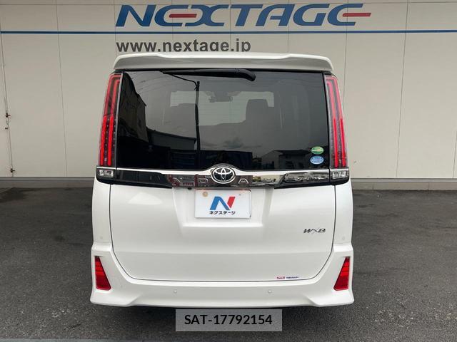 Toyota NOAH 2020-06 7805601-15