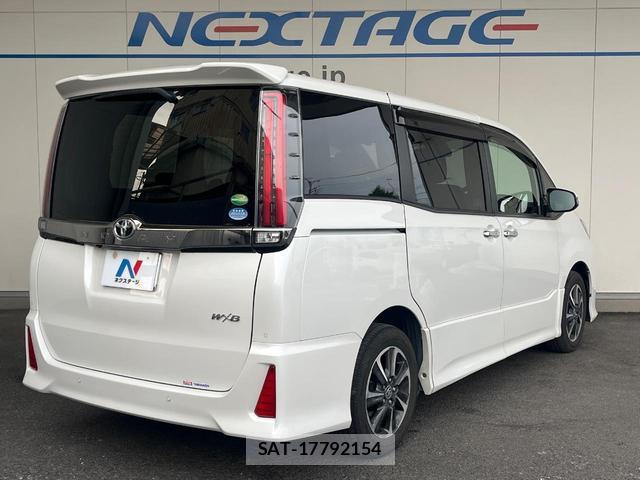 Toyota NOAH 2020-06 7805601-16