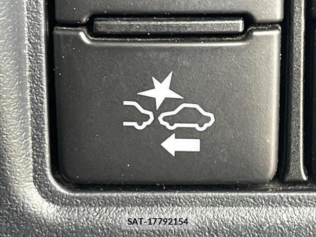 Toyota NOAH 2020-06 7805601-5