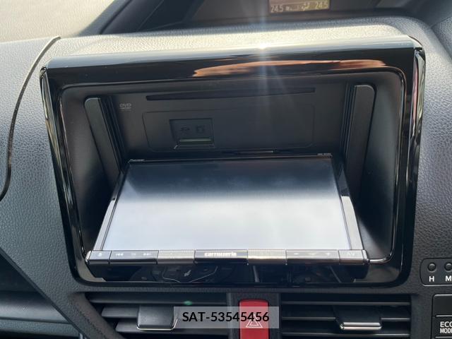 Toyota NOAH 2015-06 7805861-16