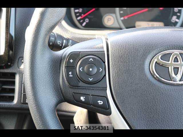 Toyota NOAH 2015-06 7805915-9