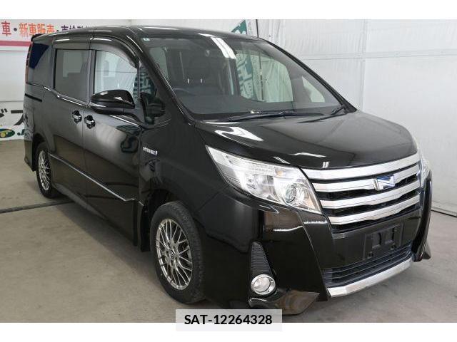 Toyota NOAH 2016-06 7806057-0