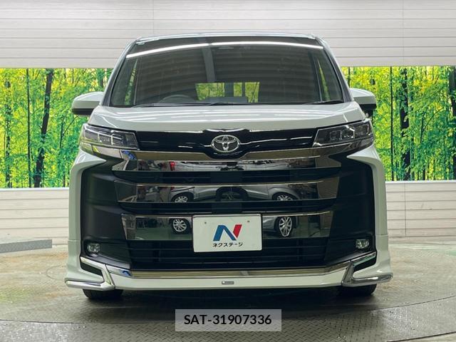 Toyota NOAH 2023-03 7806655-13