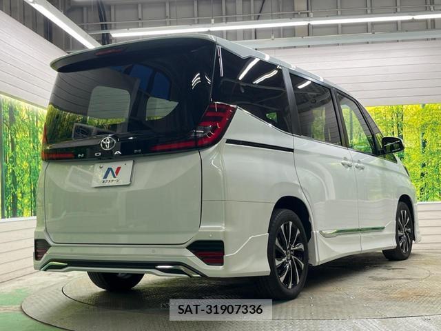 Toyota NOAH 2023-03 7806655-16
