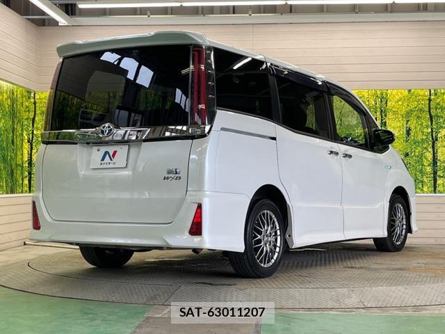 Toyota NOAH 2018-03 7806656-17