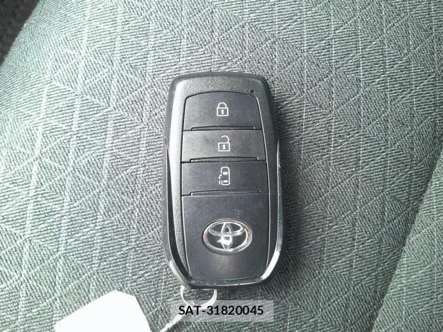 Toyota NOAH 2022-11 7806724-13